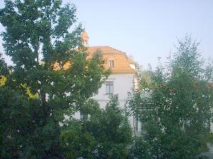 Blick zum rztehaus,  August 2000